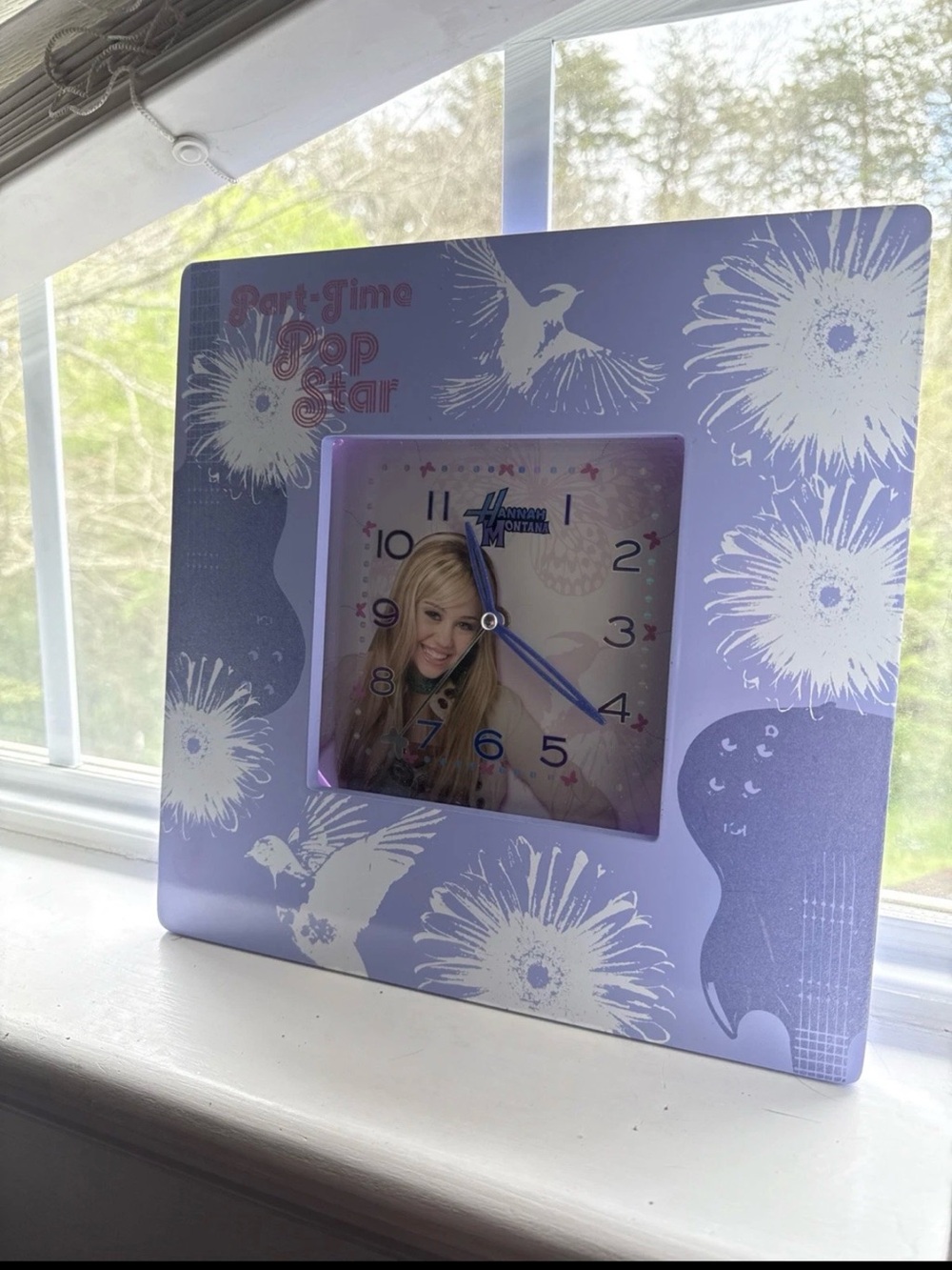 Disney Hannah Montana Clock Y2K Girls Collectible Miley Cyrus Purple Not Tested